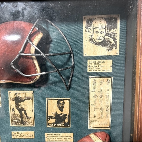 Vntg Wood Football Shadow Box Canton Bulldogs Bronko Nagurski Marion Motley - Picture 5 of 11